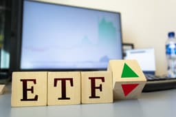 ETFs Last Week: Thematic ETFs Gleamed Against Market Gloom