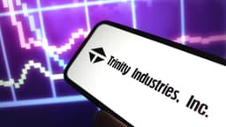 Trinity Industries Restructures Railcar Investments, Boosts 2025 EPS by $1.50