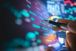 Morgan Stanley Direct Lending Fund Rated 3.33 as Small-Cap Financial Stocks Struggle