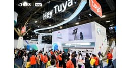 Tuya Smart Unveils First AI Pet Companion Robot Aura at CES 2026