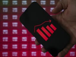 Bit Origin (BTOG) Announces 1-for-60 Reverse Stock Split, Reducing Class A Shares to 1.5 Million