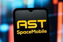 AST SpaceMobile Successfully Launches BlueBird 6, Setting Record for Size and Capacity