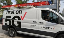Verizon Communications Faces 1M Customer Outage, Offers $20 Credit