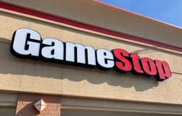 GameStop Corp (GME) CEO Ryan Cohen Buys 500,000 Shares, Stock Rises 2.6%