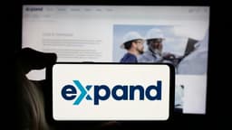 Winter Storm Fern Significantly Impacts Energy Sector and Stock Fluctuations