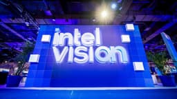 Intel's Turnaround Gains Momentum Amid Investor Confidence