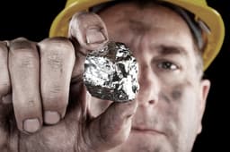 Hecla Mining Shares Surge 290%, But Dividend Policy Remains Unchanged