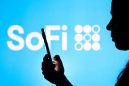 SoFi Projects 72% Profit Surge in 2026