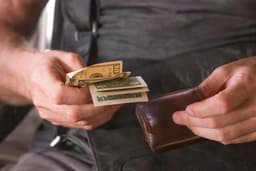 AI Drives Growth in Semiconductor Industry