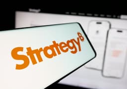 TD Cowen Maintains $440 Price Target for MSTR Amid Bitcoin Concerns