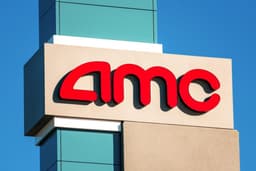 AMC Entertainment Faces Bearish Pressure Amid Capital-Raising Expansion