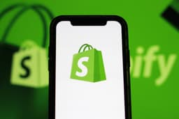 Shopify Shares Rise Ahead of Earnings Report