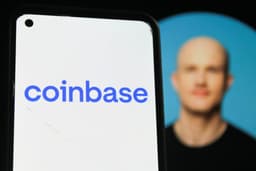 Coinbase CEO Drops Out of Billionaires Index Amid Crypto Decline