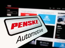 Penske Automotive Reports Mixed Quarterly Results Amid Growth Strategy Focus