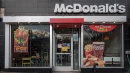 Amazon Stock Faces Seventh Straight Loss Amid Market Volatility