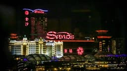 SANDS CHINA LTD Rises Over 4% Despite Market Trends, Following Strong January GGR from MO