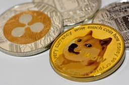XRP ETF Achieves Record Launch Volumes for 2025, DOGE ETF Among Top Five: Are We Witnessing a 'Digital Asset Revolution'?