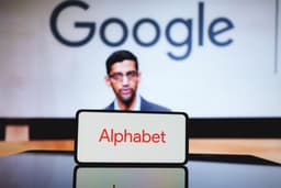 Alphabet's Chrome Crisis: The DOJ Move That Could Shake Top Tech ETFs
