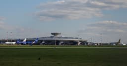 AerCap Reports Q4 2025 Earnings with Strong Performance