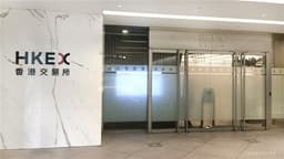 HSI Declines by 203 Points; BABA-W Drops Over 2%; CKH HOLDINGS and BYD COMPANY Rise Amid Market Downturn