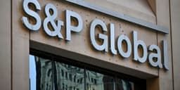 S&P Global Shares Plummet: Earnings Fail to Alleviate AI Worries.