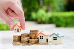 KE Holdings Posts 55% Gross Transaction Value Surge In Q4, But EPS Miss And Margin Decline Weigh On Stock