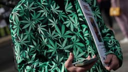Trump indicates he is 'seriously' contemplating reclassifying marijuana through an executive order.