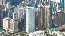 HSI Rises by 63 Points; Automotive Stocks Gain; SMIC Declines After Earnings Report