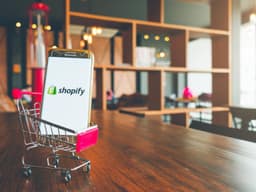 Shopify Reports Strong Q4 Results but Shares Decline