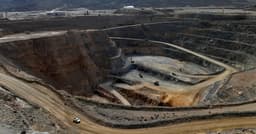 Hecla Mining Falls 9%, Coeur Mining Declines 8.6%, Silvercorp Metals Drops 8.7%, Endeavour Silver Decreases 8.1%