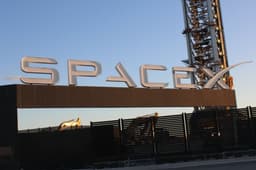 SpaceX Valued at $1.5 Trillion in 2026 IPO? Here's How to Invest Before the Public Offering
