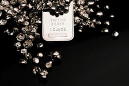 Silver Surpasses $40 as US Market Remains Unique in Global Demand