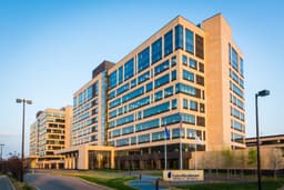 Baupost Group Increases Stake in Amazon Amid Tech Stock Struggles